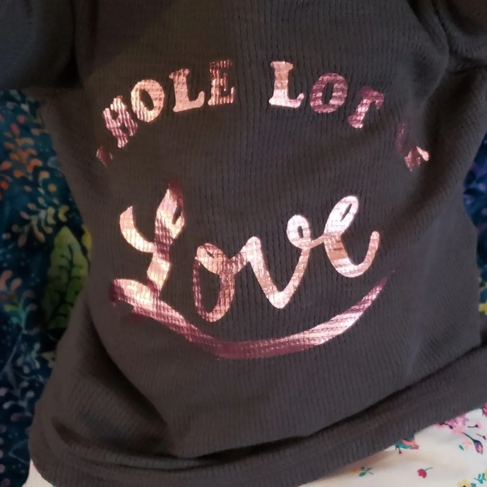 Old Navy Long Sleeve Toddler Metallic Whole Lotta Love Tee Size 12-18 Months